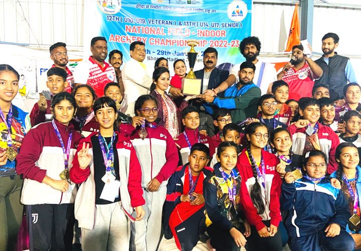 डीएसबी ऋषिकेश के छात्रों ने गाढ़े झंडे, नेशनल तीरंदाजी में झटके 33 पदक