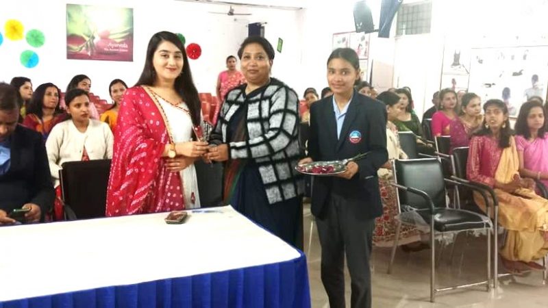 हिमालयीय विश्वविद्यालय में महिला दिवस के उपलक्ष्य में कार्यक्रम