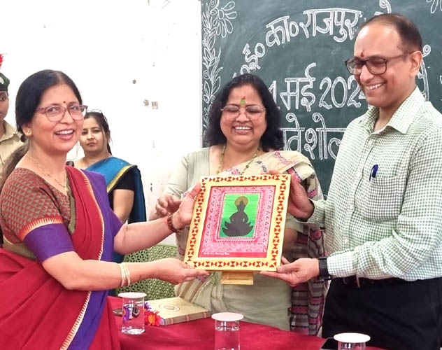प्रवेशोत्सवः शिक्षा सचिव रविनाथ रमन ने पीएमश्री जीजीआईसी राजपुर रोड में की शिरकत