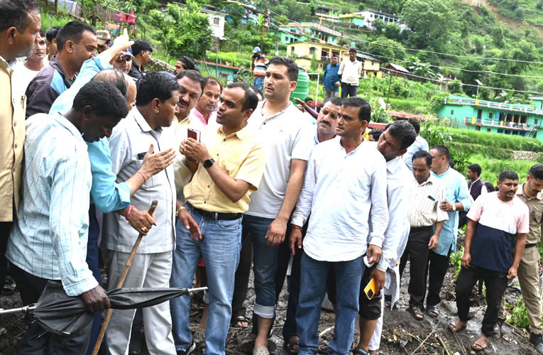 भिलंगना ब्लॉक के तोली गांव में मलबे में दबने से मां बेटी की मौत