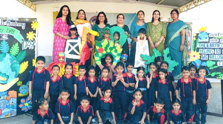 फुट हिल्स एकेडेमी में मनाया गया पृथ्वी दिवस