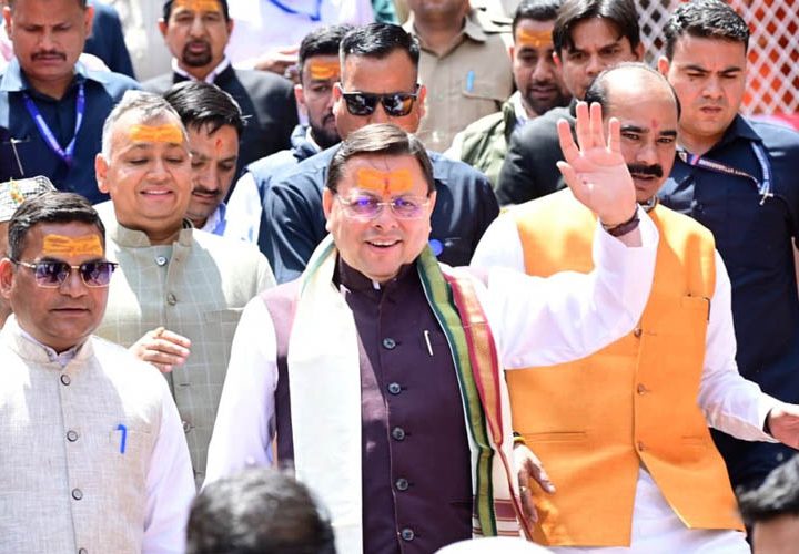 सीएम धामी ने श्री पीठम स्थापना महोत्सव में किया प्रतिभाग