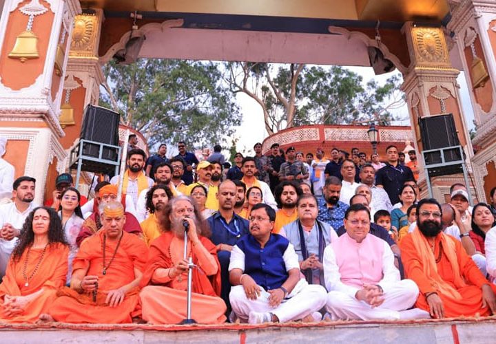 भाजपा के राष्ट्रीय अध्यक्ष नितिन नवीन ने किया परमार्थ की गंगा आरती में प्रतिभाग
