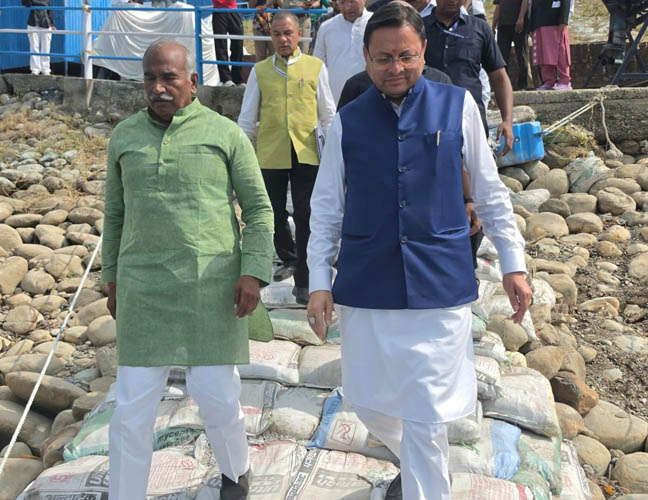 सीएम धामी ने क्याकिंग एवं कैनोइंग प्रतियोगिता की तैयारियों का जयजा लिया