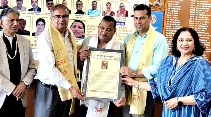 विविध क्षेत्रों में उत्कृष्ट योगदान के लिए नरेश चन्द्र उनियाल सम्मानित