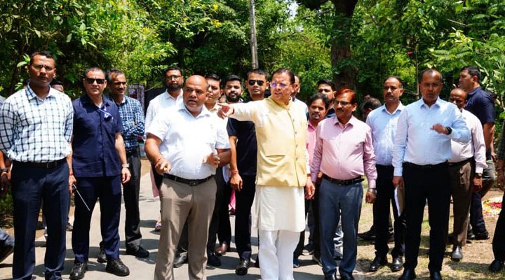 मुख्यमत्री आवास परिसर में 3-बी गार्डन का निर्माण का शुभारंभ