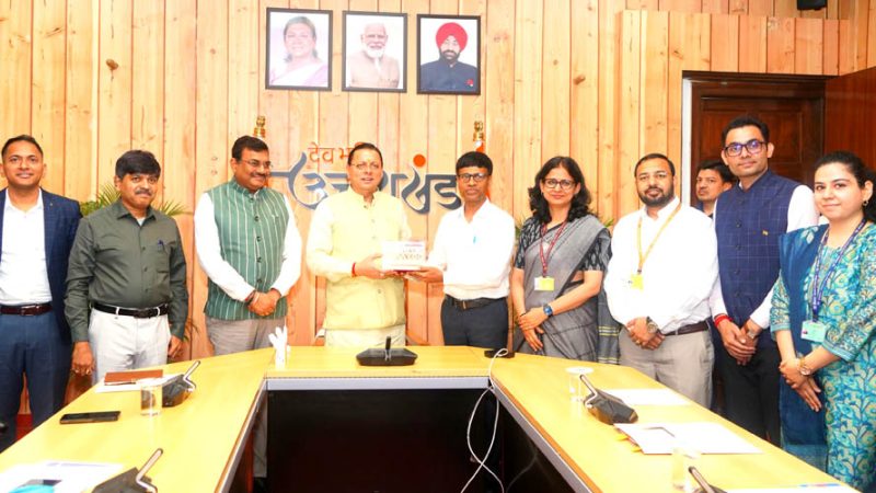 नीति आयोग टीम ने की मुख्यमंत्री धामी से मुलाकात