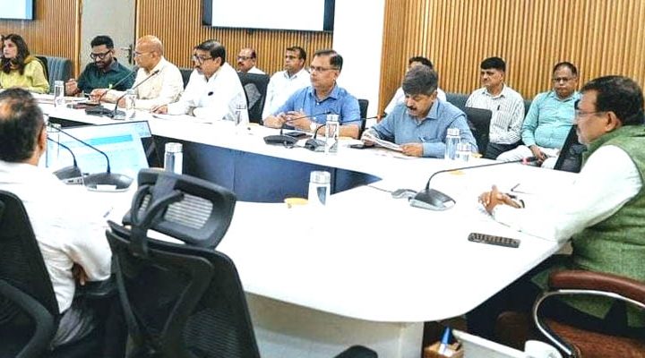 मुख्य सचिव ने वाह्य सहायतित परियोजनाओं की समीक्षा की