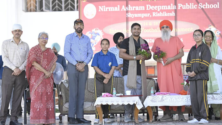 निर्मल दीपमाला विद्यालय में अंडर-14 और अंडर-18 फुटबॉल टूर्नामेंट