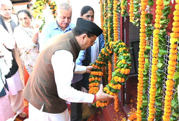 रामपुर तिराह में राज्य के अमर बलदानियों को सीएम धामी ने दी श्रद्धांजलि’