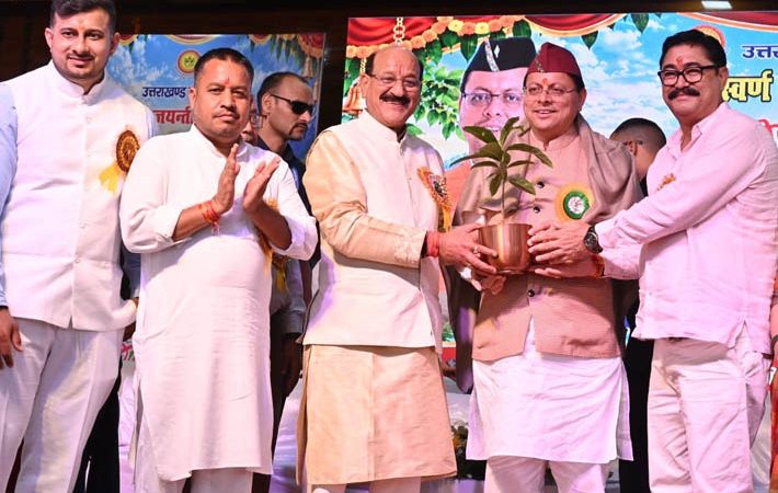 मुख्यमंत्री धामी ने किया मां कुंुजापुरी मेले का शुभारंभ