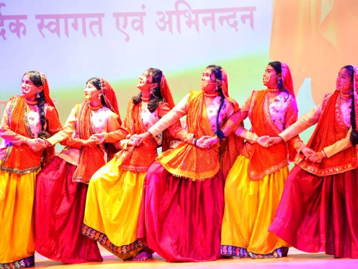 पौड़ी में जनपद स्तरीय युवा महोत्सव का शुभारंभ