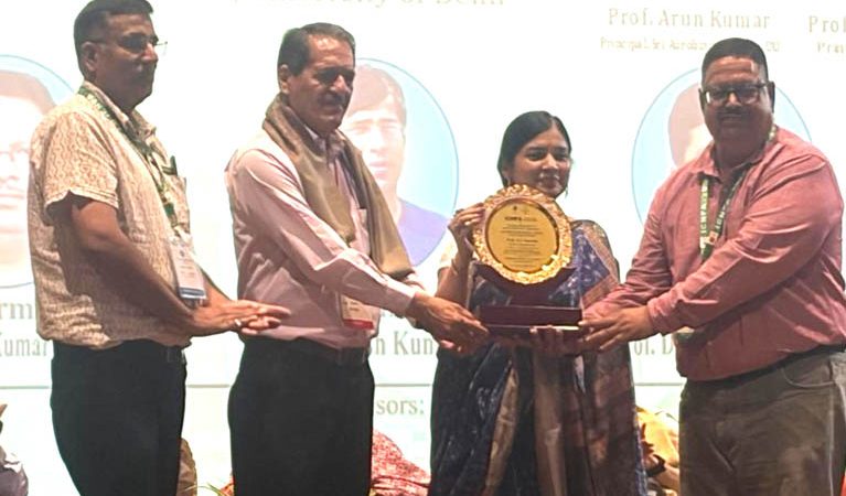 नाभिकीय भौतिकी के क्षेत्र में उल्लेखनीय योगदान के लिए प्रो. रमोला को लाइफटाइम अचीवमेंट अवॉर्ड